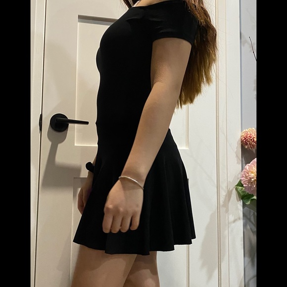 Black Dress - Picture 2 of 4